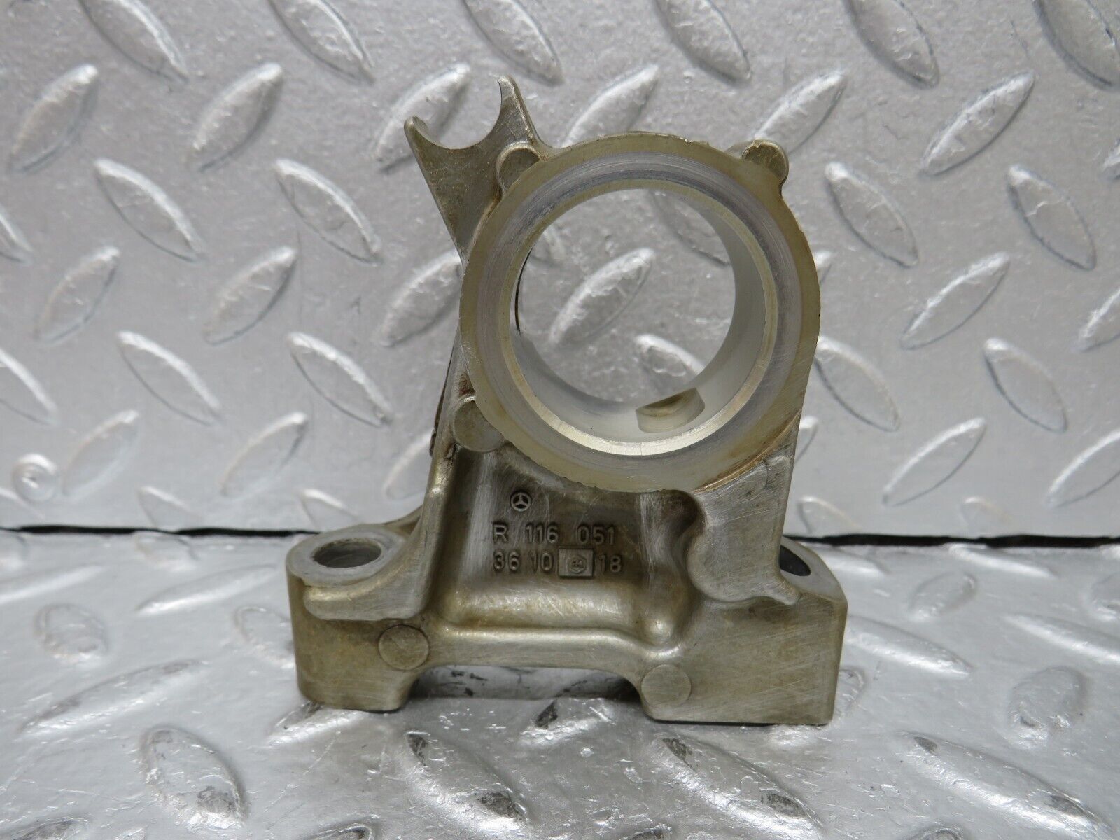 37116 Mercedes-Benz C126 420SEC Coupe Camshaft Tower Bearing 1160513610