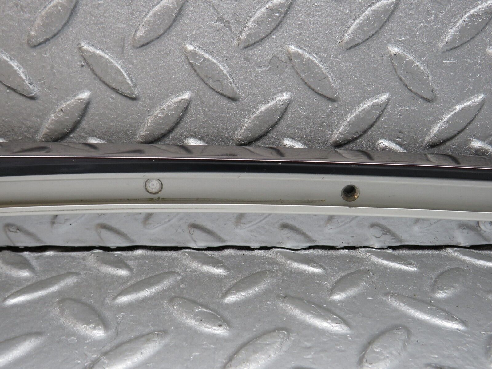 39657 Mercedes-Benz R129 320SL Coupe A Pillar Chrome Trim Cover Left Side