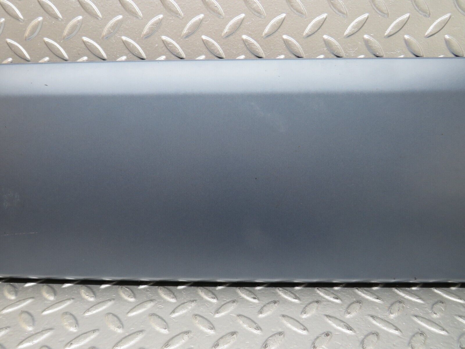 25233 Mercedes-Benz W201 190D Front Right Door Moulding Trim 2016905640