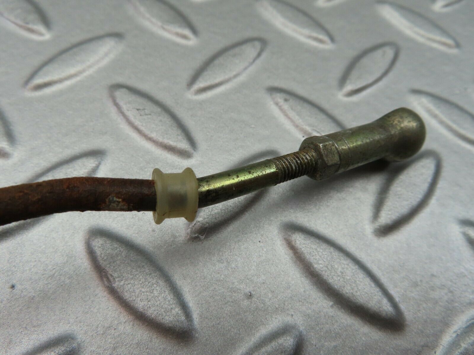 6409 Mercedes-Benz W126 380SE Accelerator Linkage