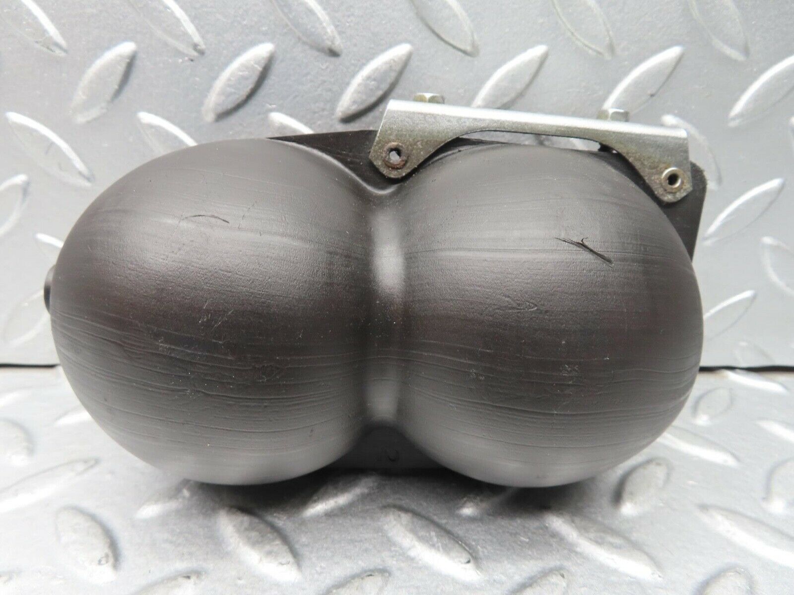 14581 Mercedes-Benz W201 190E Vacuum Reservoir Tank