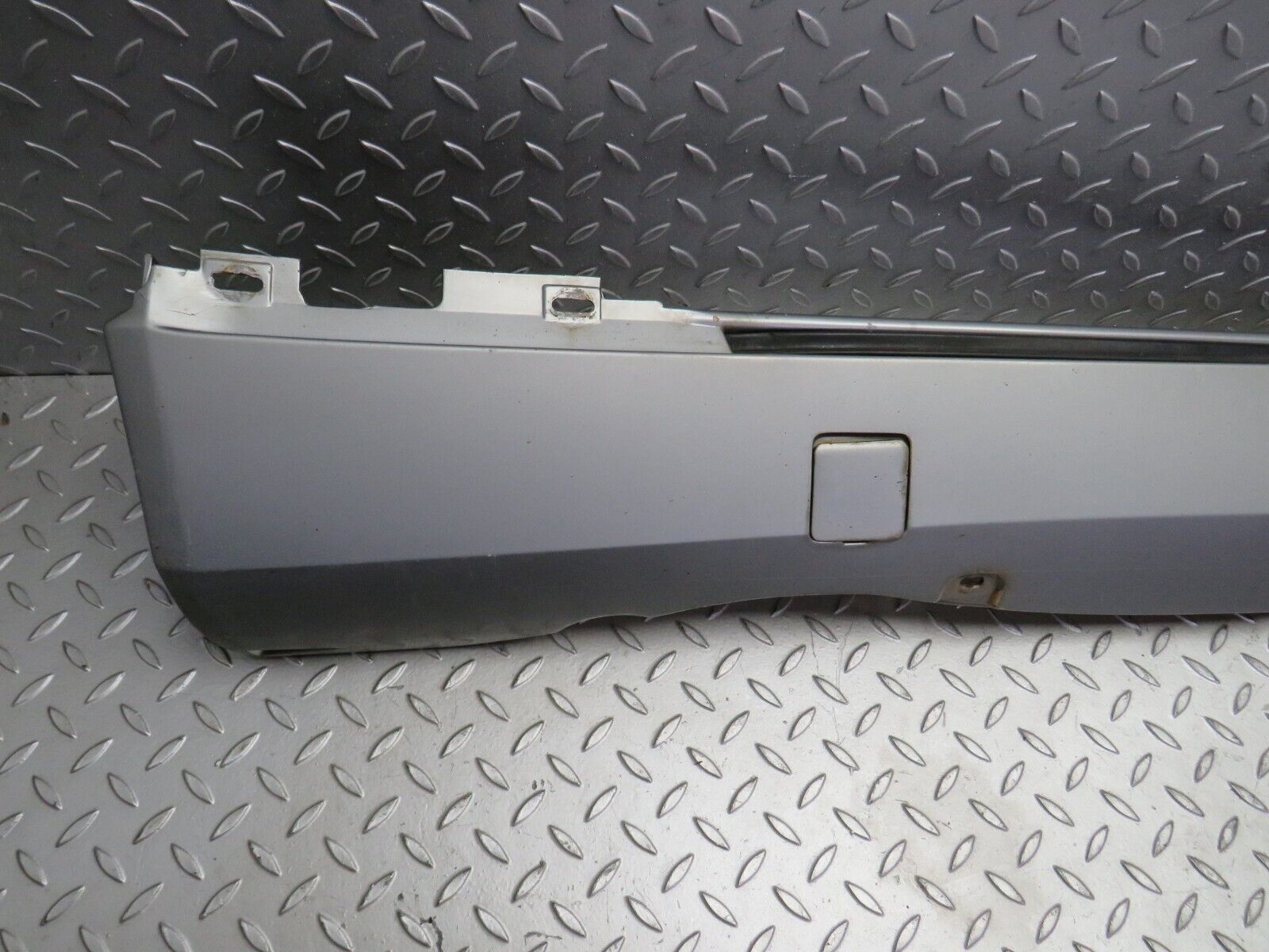 31828 Mercedes-Benz W201 190LE 1.8L Side Skirt Left Side 2016906340