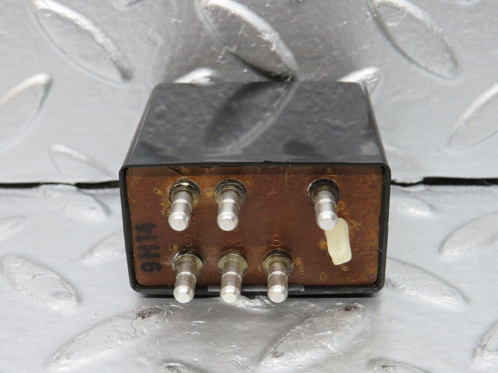 31020 Mercedes-Benz W123 230E Wiper Control Relay 1238210063