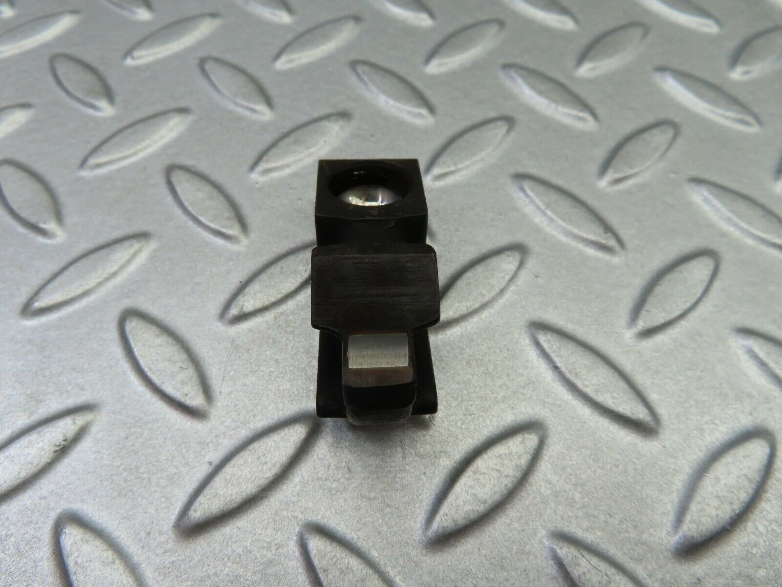 6284 Mercedes-Benz W126 380SE Rocker Arm