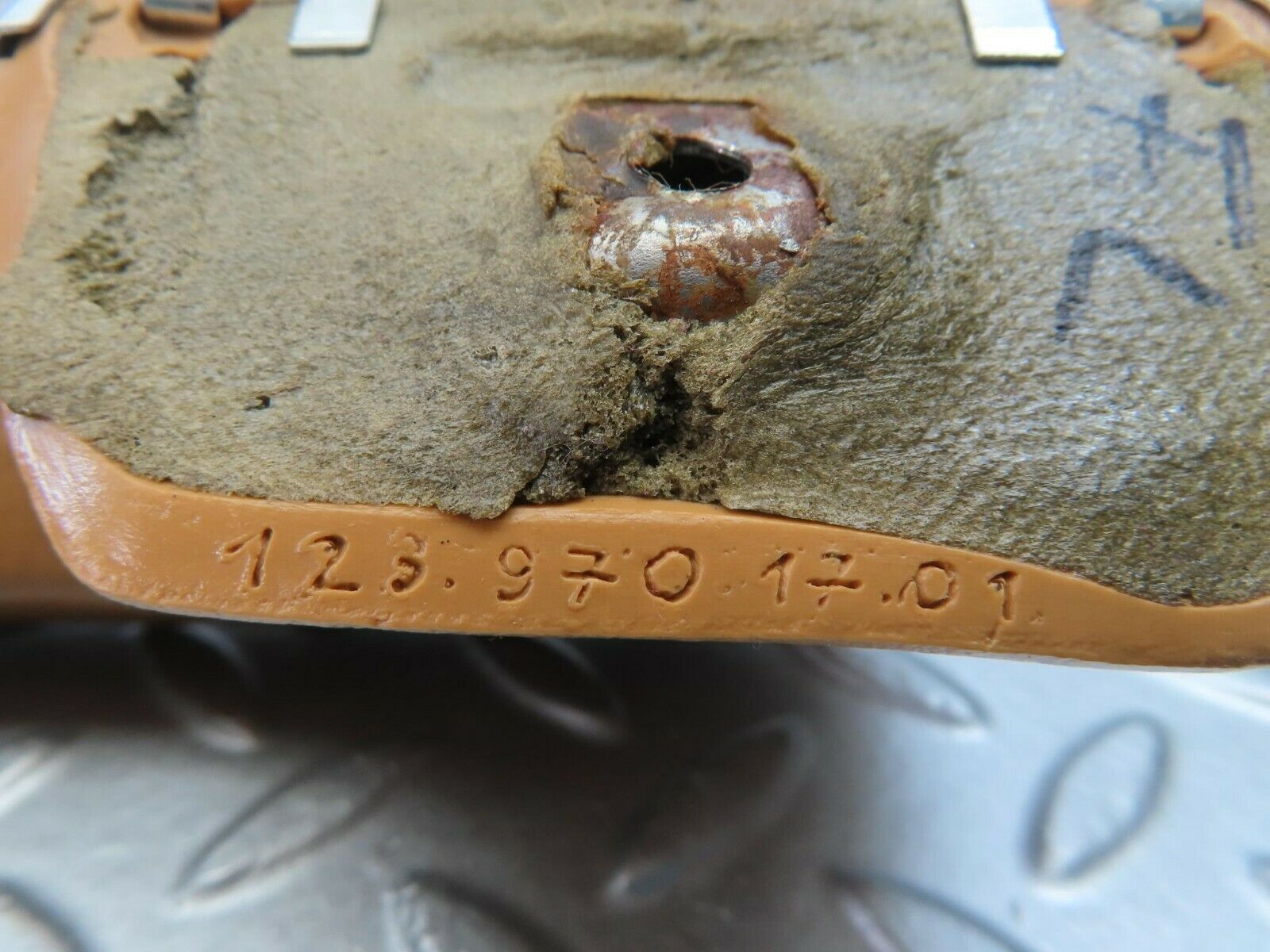 9919 Mercedes-Benz C123 230CE Coupe Interior Door Handle Front Left 1239701701