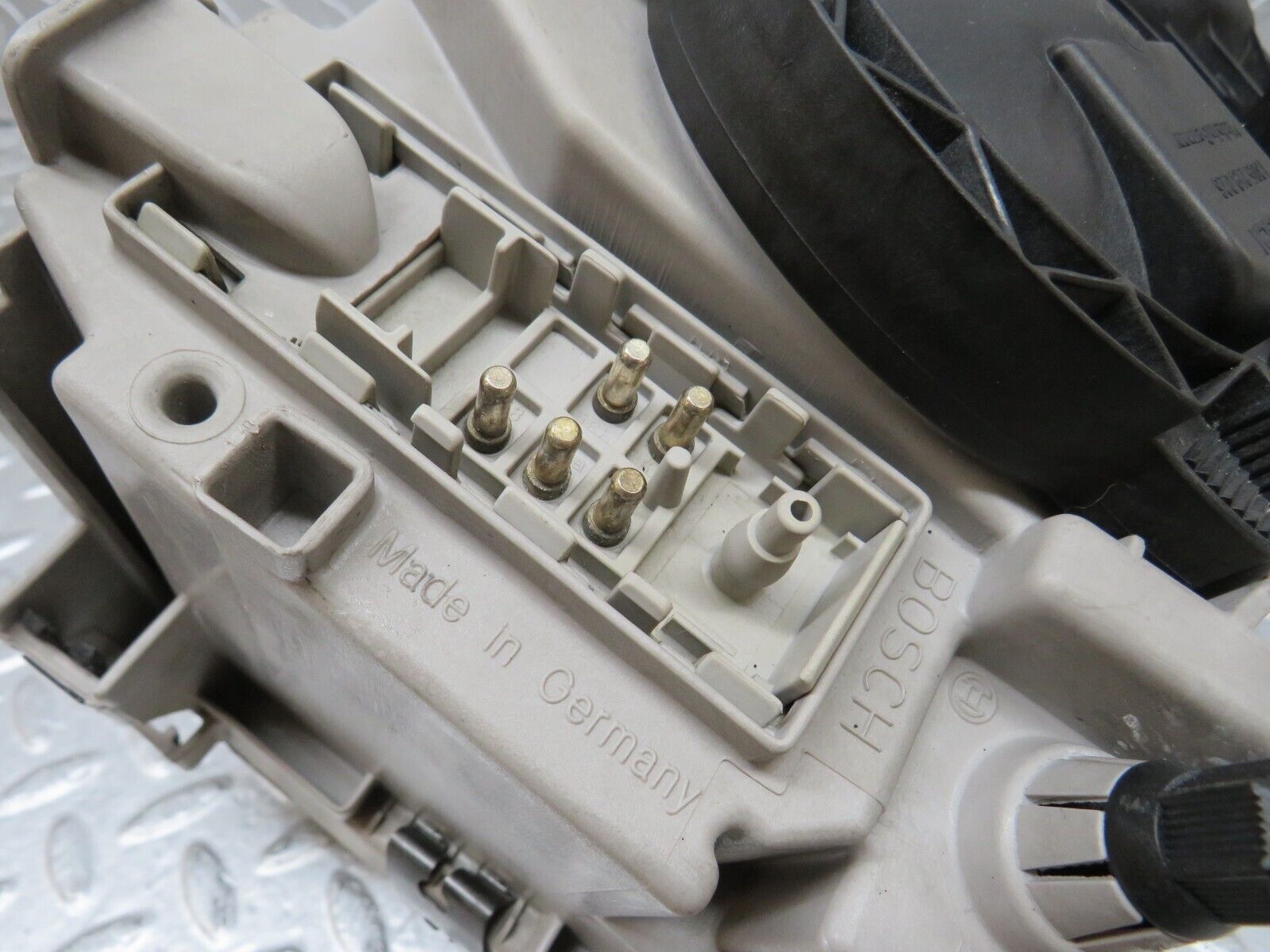 35334 Mercedes-Benz W140 Headlight Bosch Right Side 1305235243 1305621636