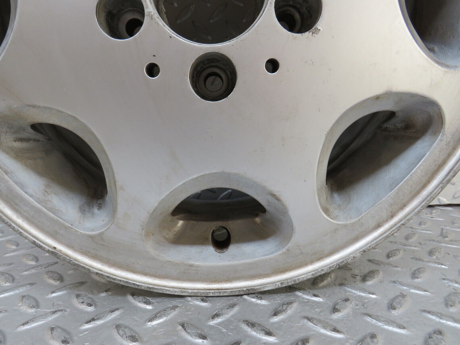 27472 Mercedes-Benz C124 220CE Coupe Alloy Wheel 6.5Jx15H2 ET44 1244011202