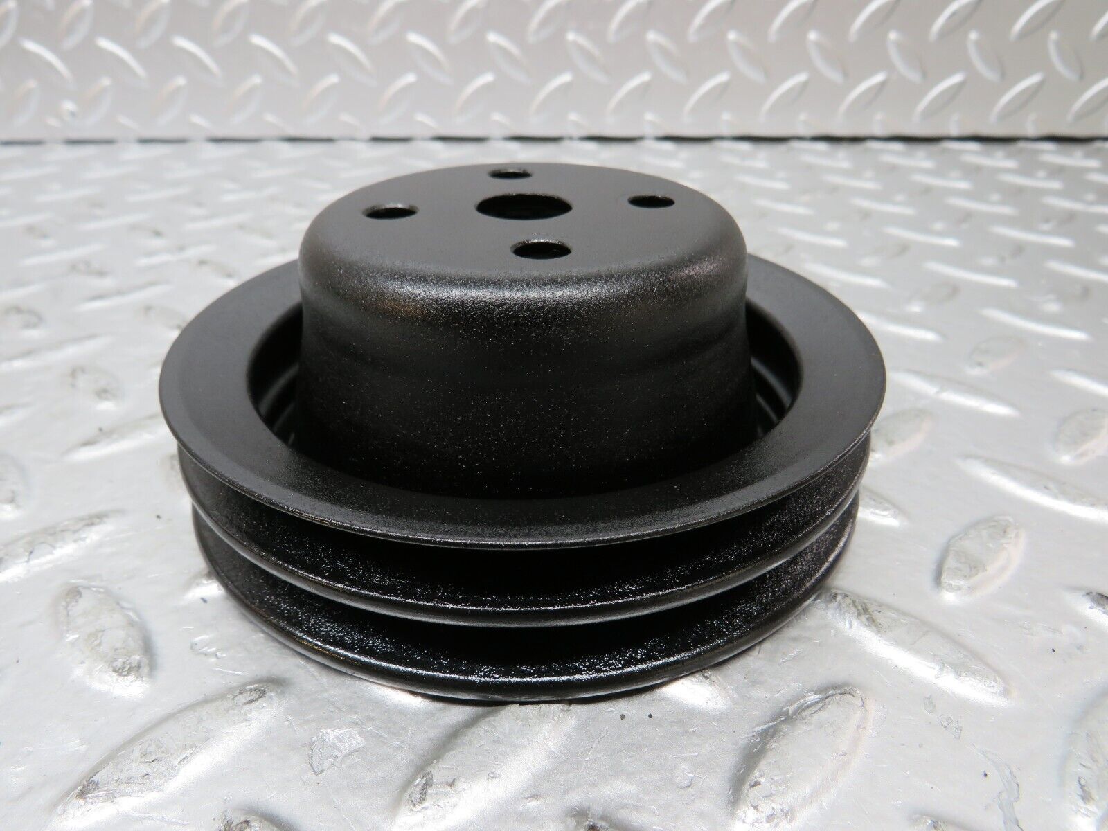 26232 Mercedes-Benz W116 450SEL Water Pump Pulley