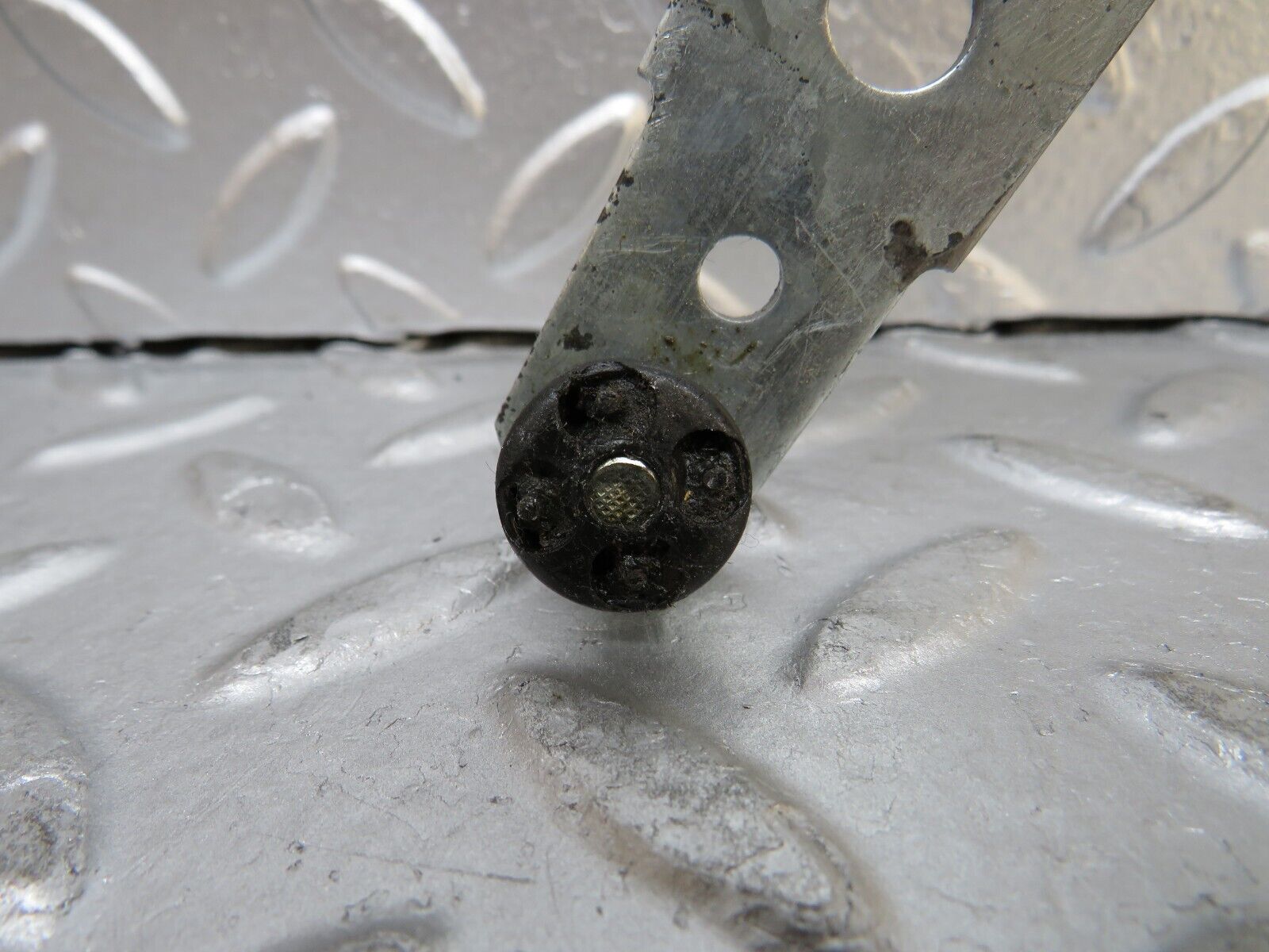 30070 Porsche 924 Right Door Power Window Regulator 477837376