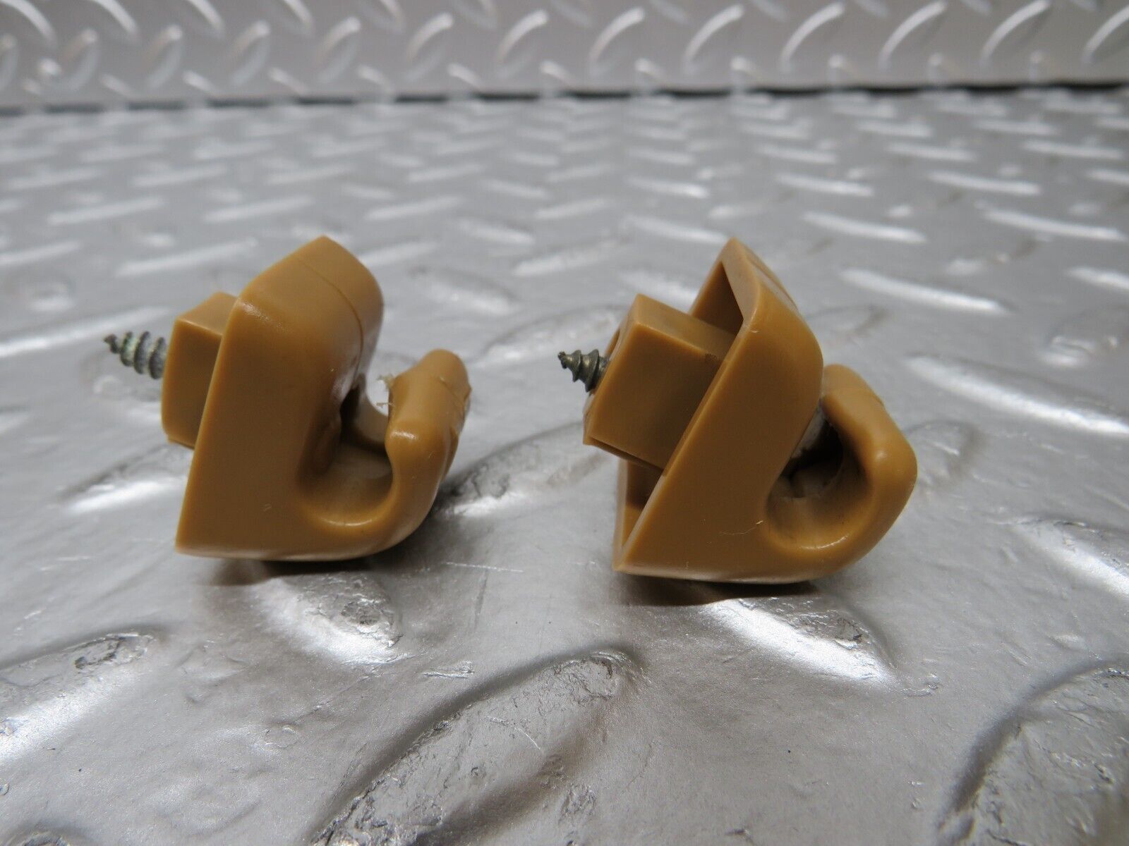 25613 Mercedes-Benz W123 200 Sun Visor Hinge Pair