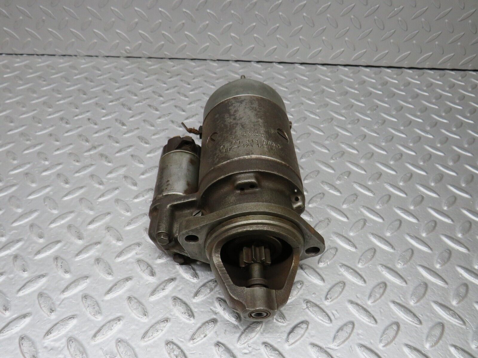 37660 Mercedes-Benz W109 300SEL Starter Motor Bosch 0001313004
