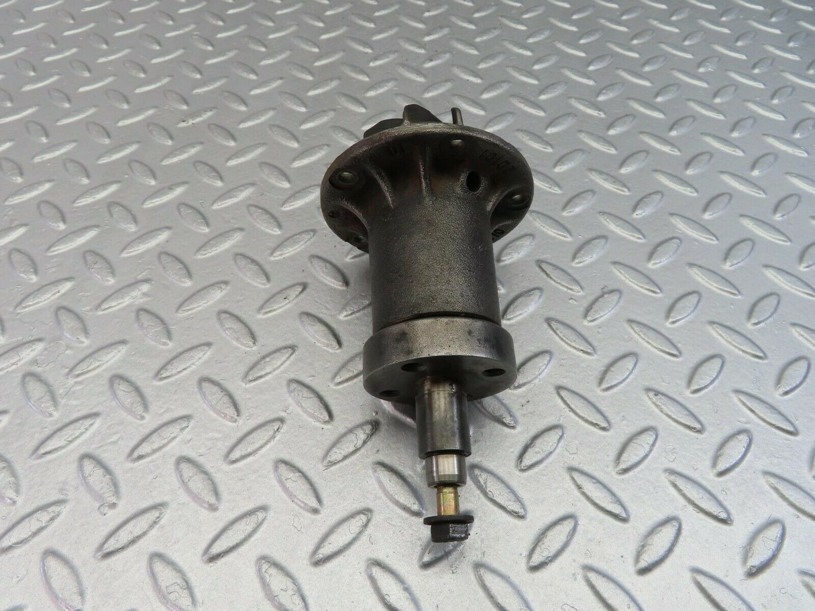 9816 Mercedes-Benz C123 280CE Coupe Water Pump 1102010110