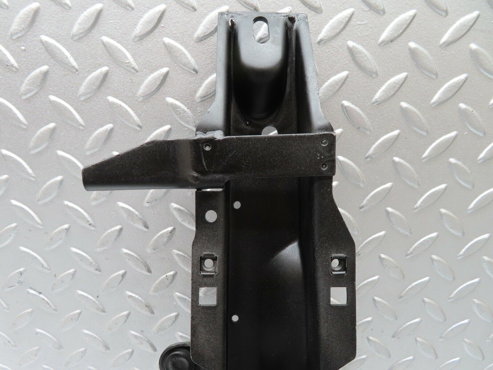 18248 Mercedes-Benz W111 220SE Coupe Clutch Pedal Brake Pedal Bracket