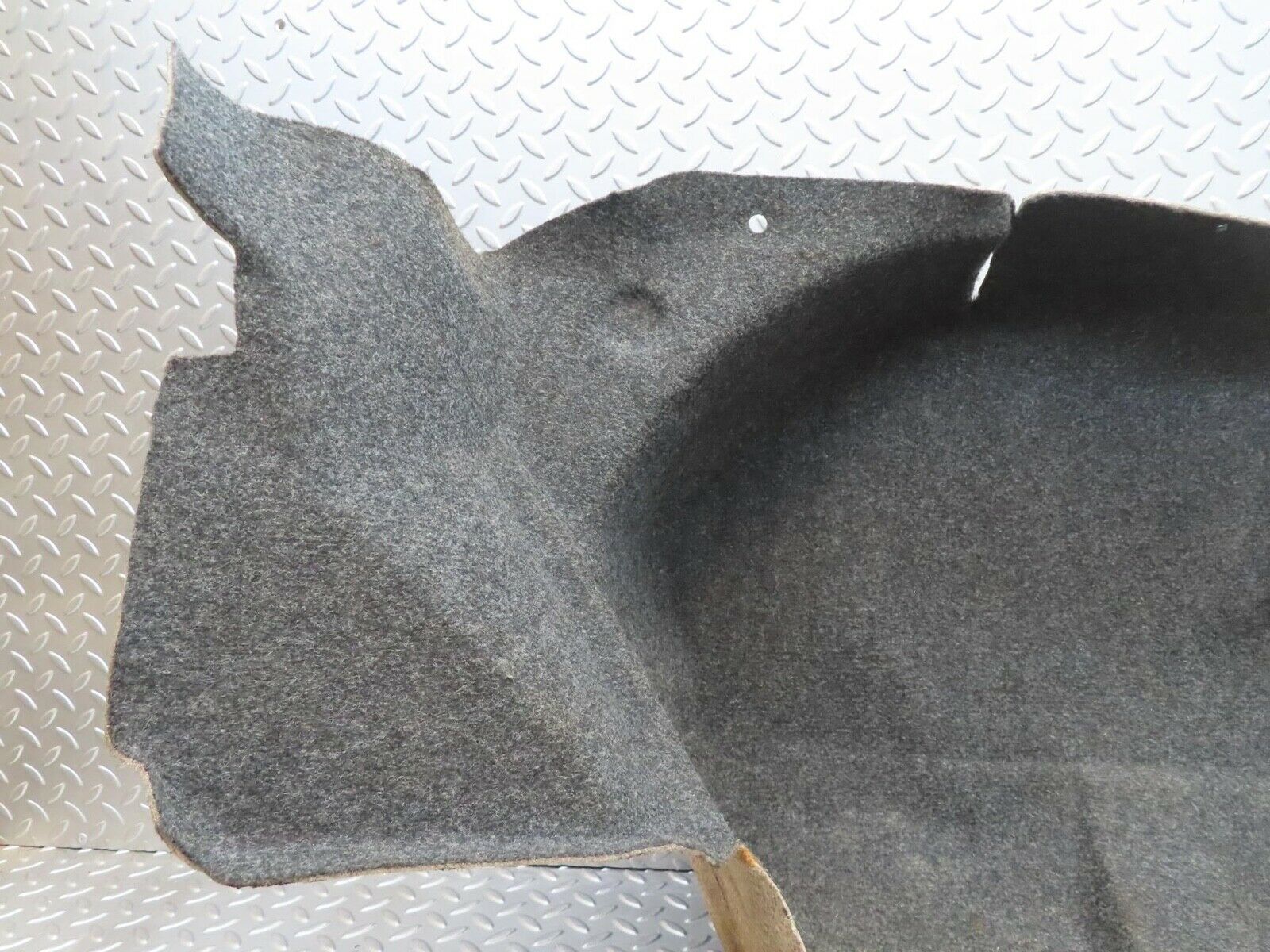 14323 Mercedes-Benz W116 350SE Trunk Side Panel Right