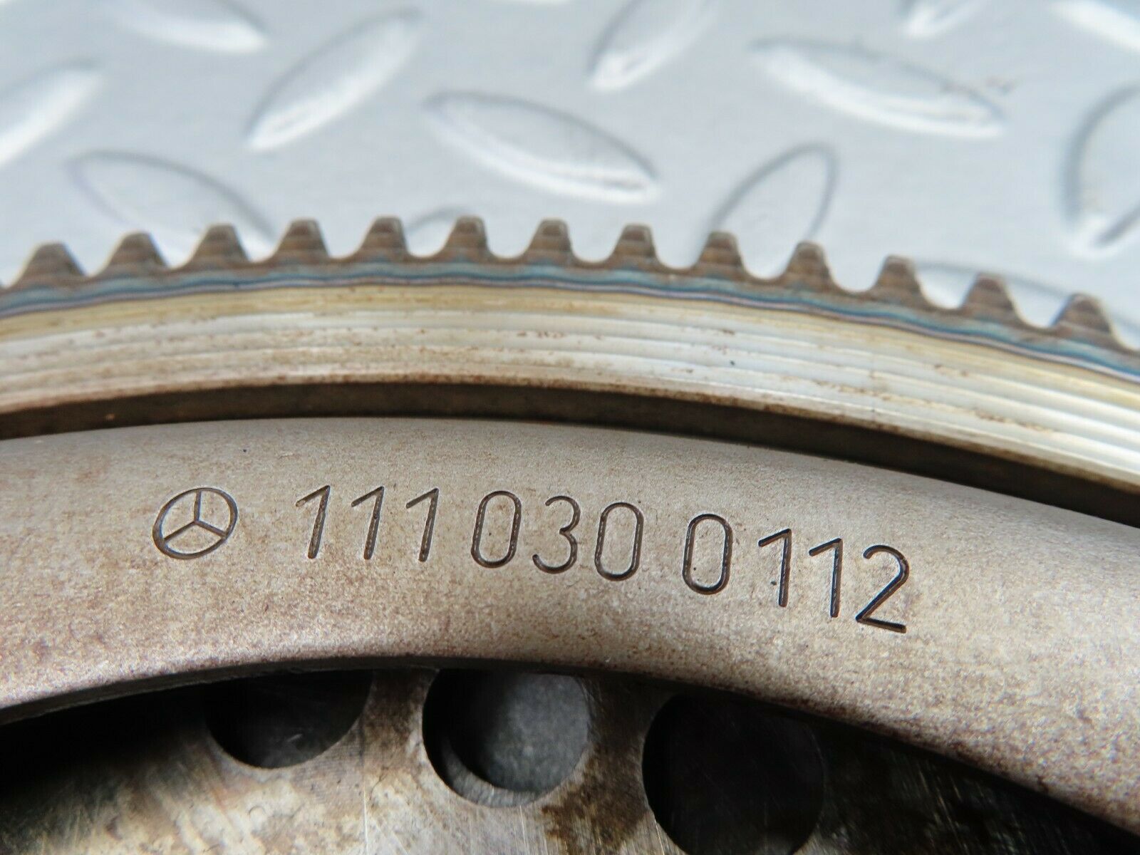 6815 Mercedes-Benz S124 E220 Wagon Flywheel 1110300112