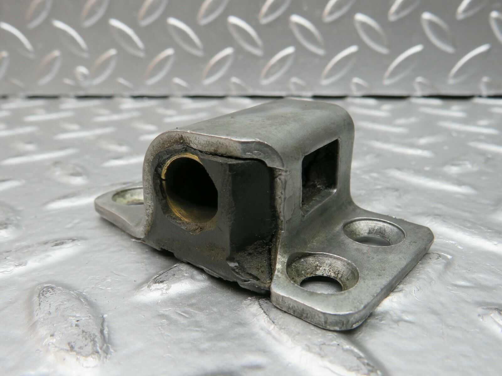 22760 Mercedes-Benz C107 450SLC Coupe Door Lock Latch Right Side