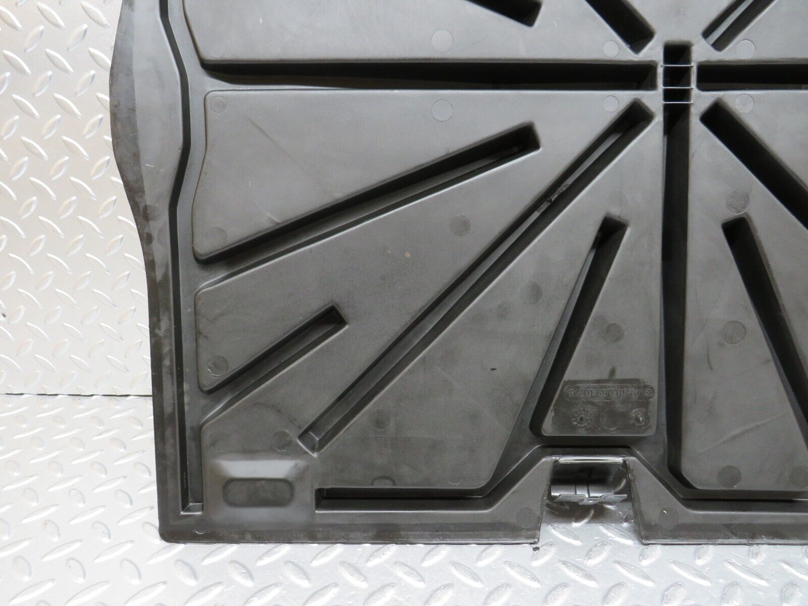 30649 Mercedes-Benz W201 190E 2.0L Spare Wheel Cover 2016900530 2016900730