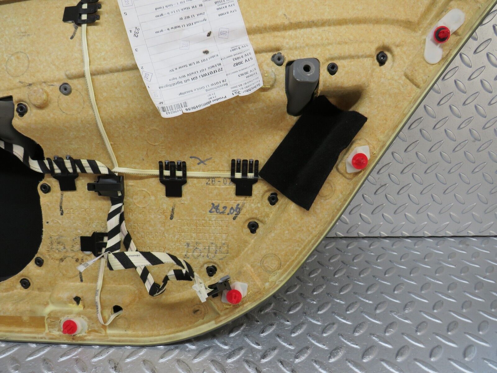 35103 Mercedes-Benz W221 Rear Left Door Card