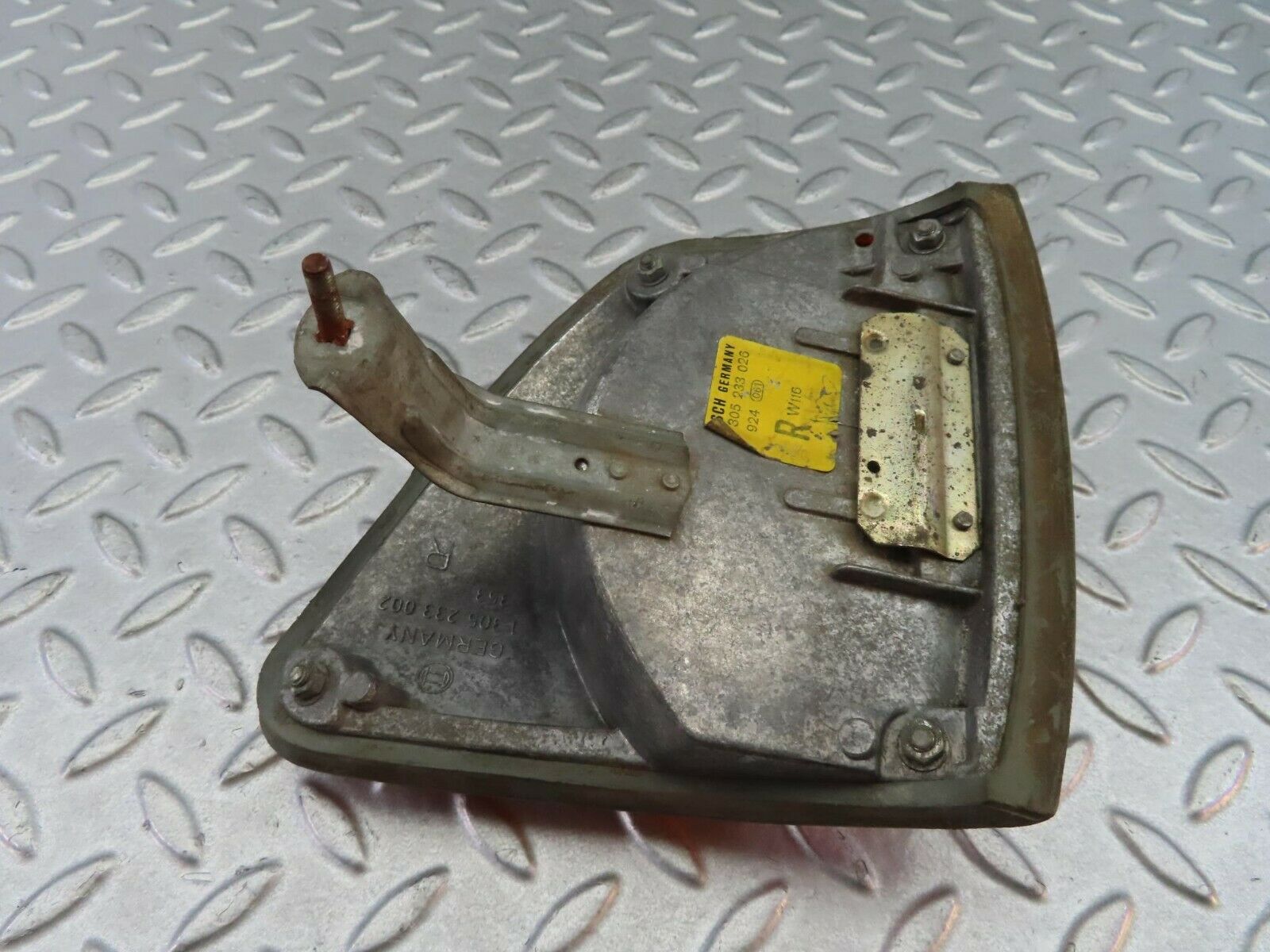 8108 Mercedes-Benz W116 Indicator Light Front Right 1305233026