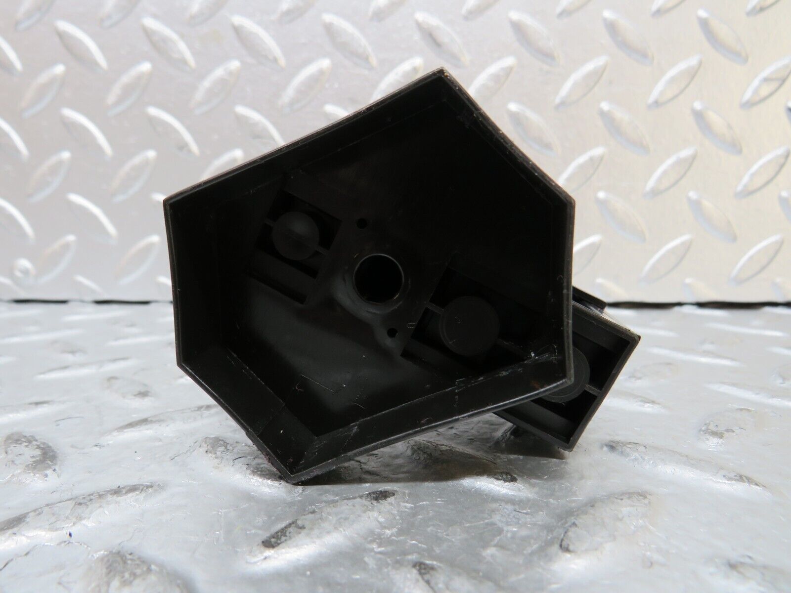 27695 Mercedes-Benz S124 300TE Cable Wire Distributor Connector 1245402169