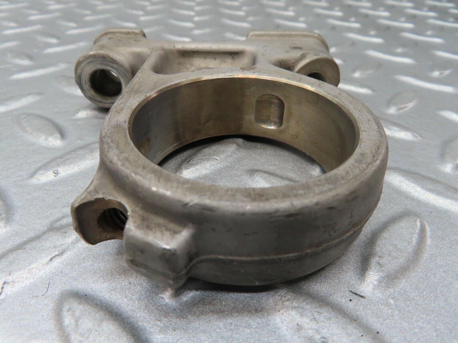 16554 Mercedes-Benz C107 350SLC Coupe Camshaft Tower Bearing 1160512112