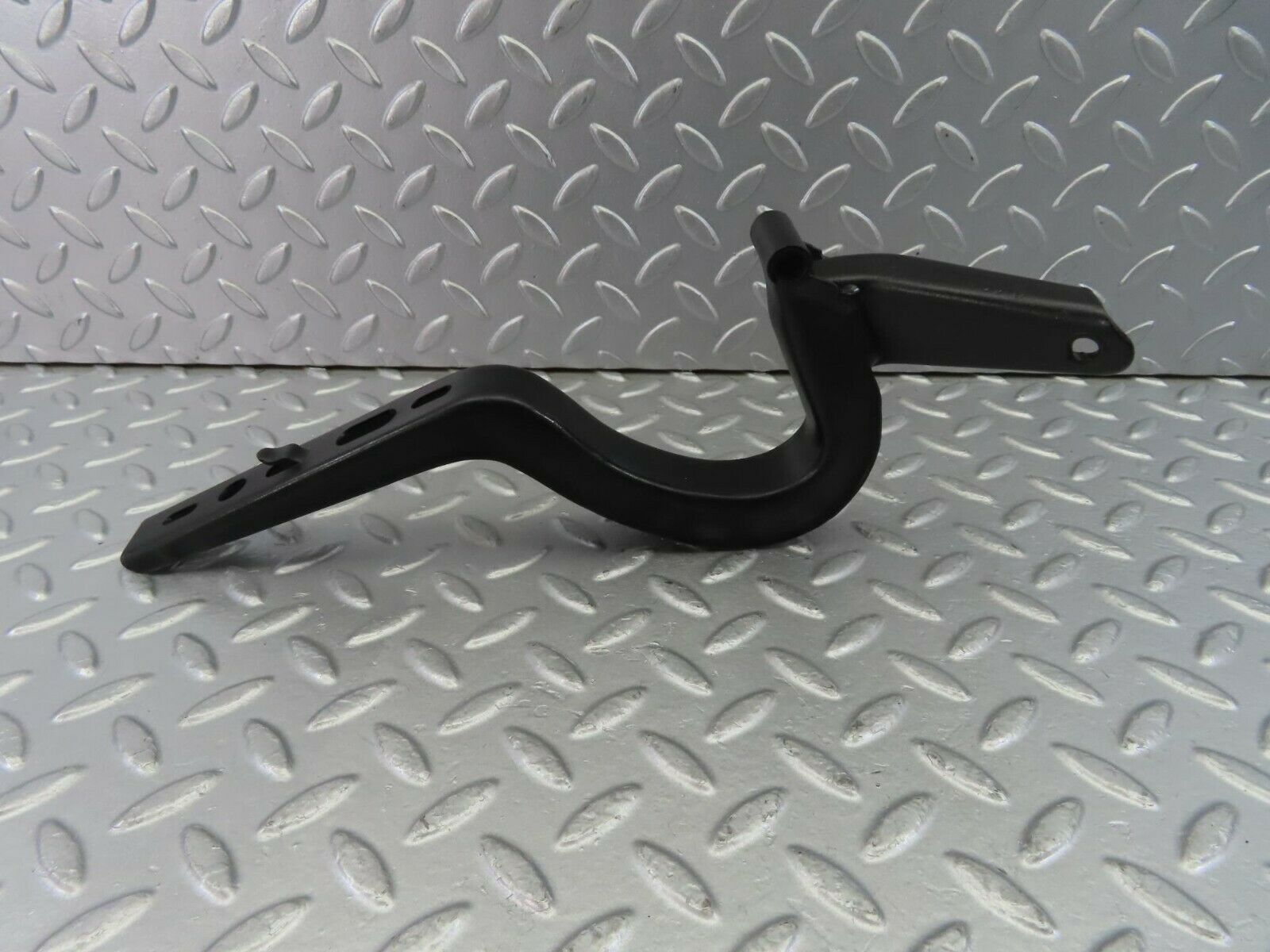 10846 Mercedes-Benz W123 230E Trunk Lid Hinge Right Side