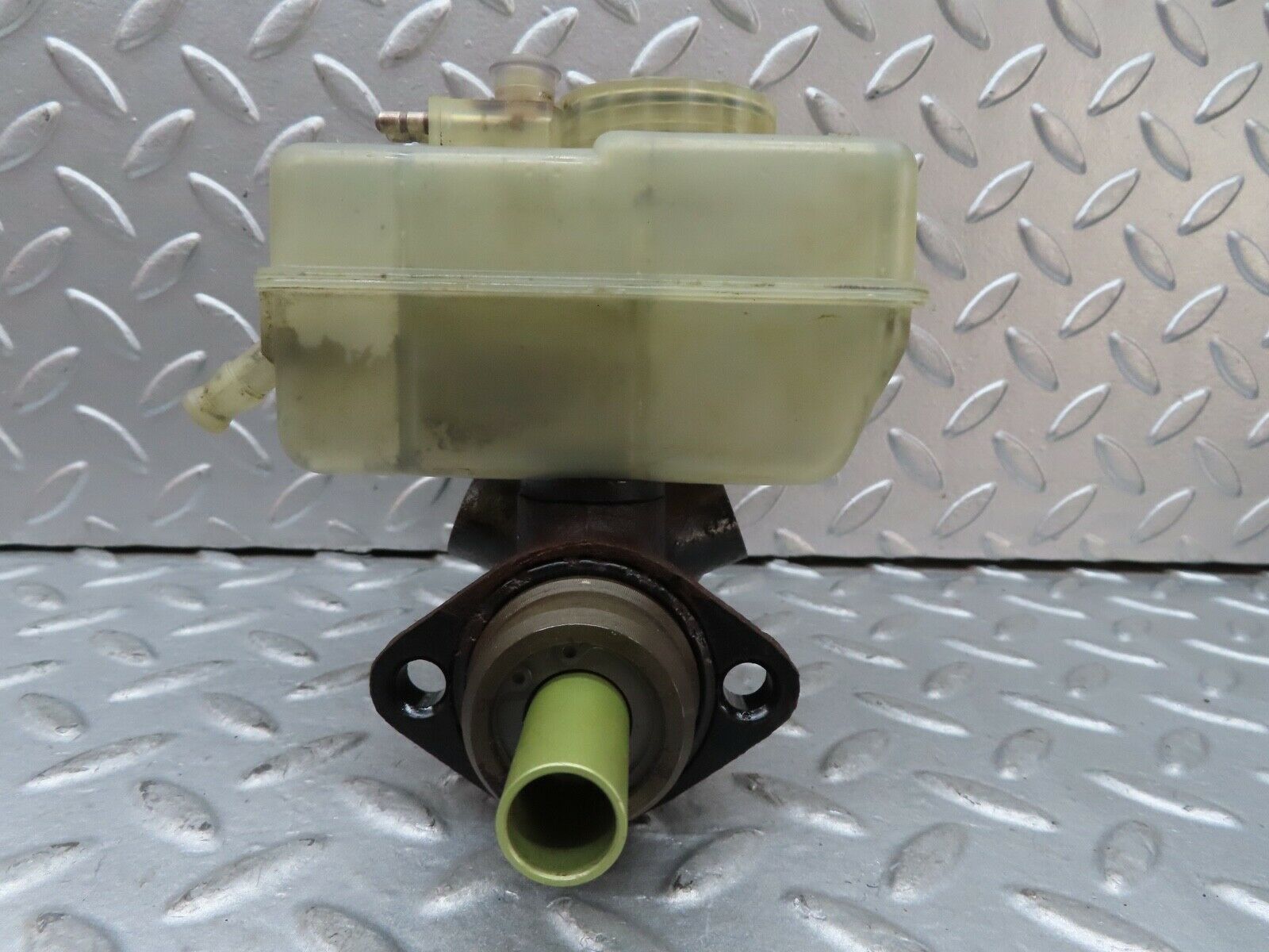 17660 Mercedes-Benz W116 450SEL Brake Master Cylinder With Tank