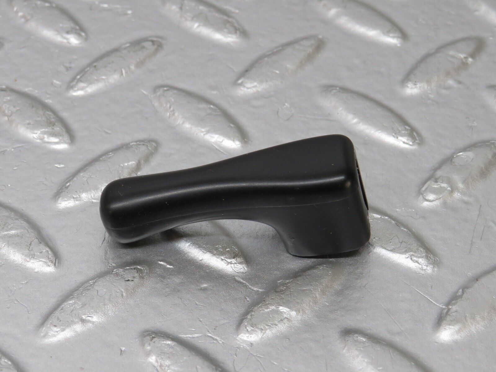 33919 Mercedes-Benz W124 260E Mirror Adjustment Knob