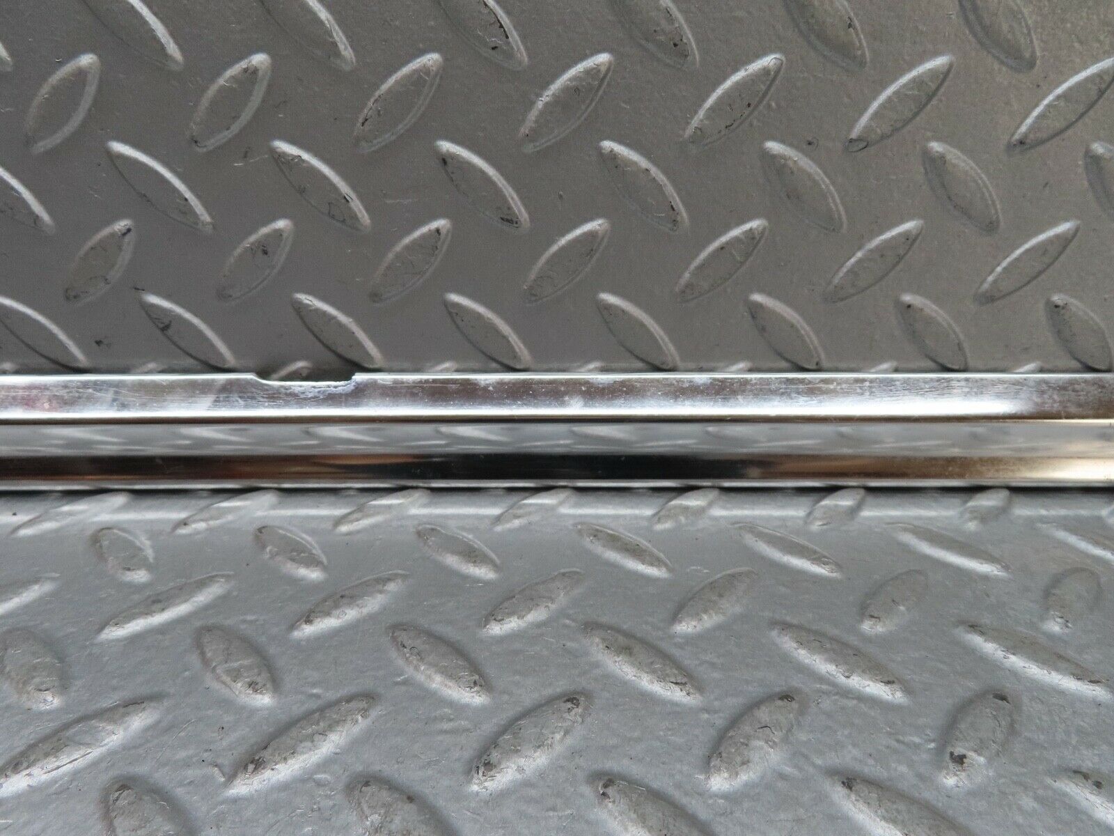 18798 Mercedes-Benz W116 Rear Right Door Chrome Moulding Trim
