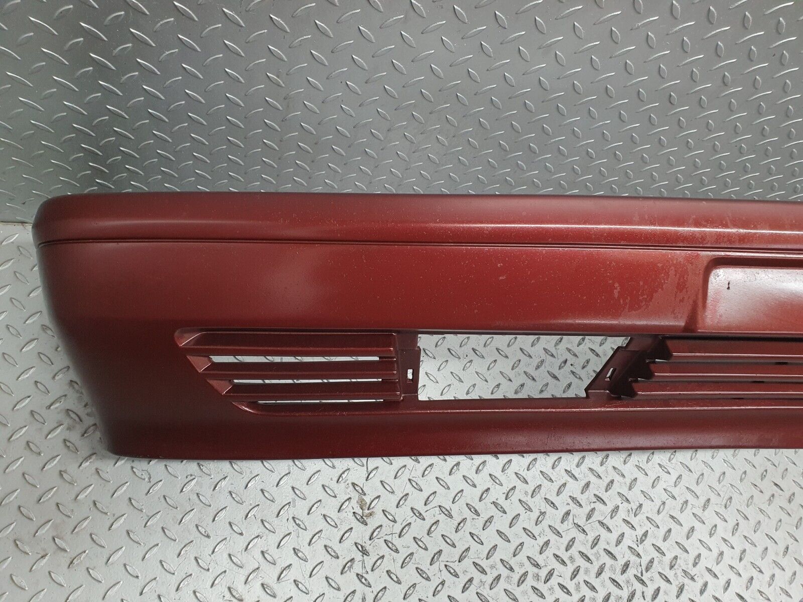 41276 Mercedes-Benz W126 300SE Front Bumper 1268802440 1268800205