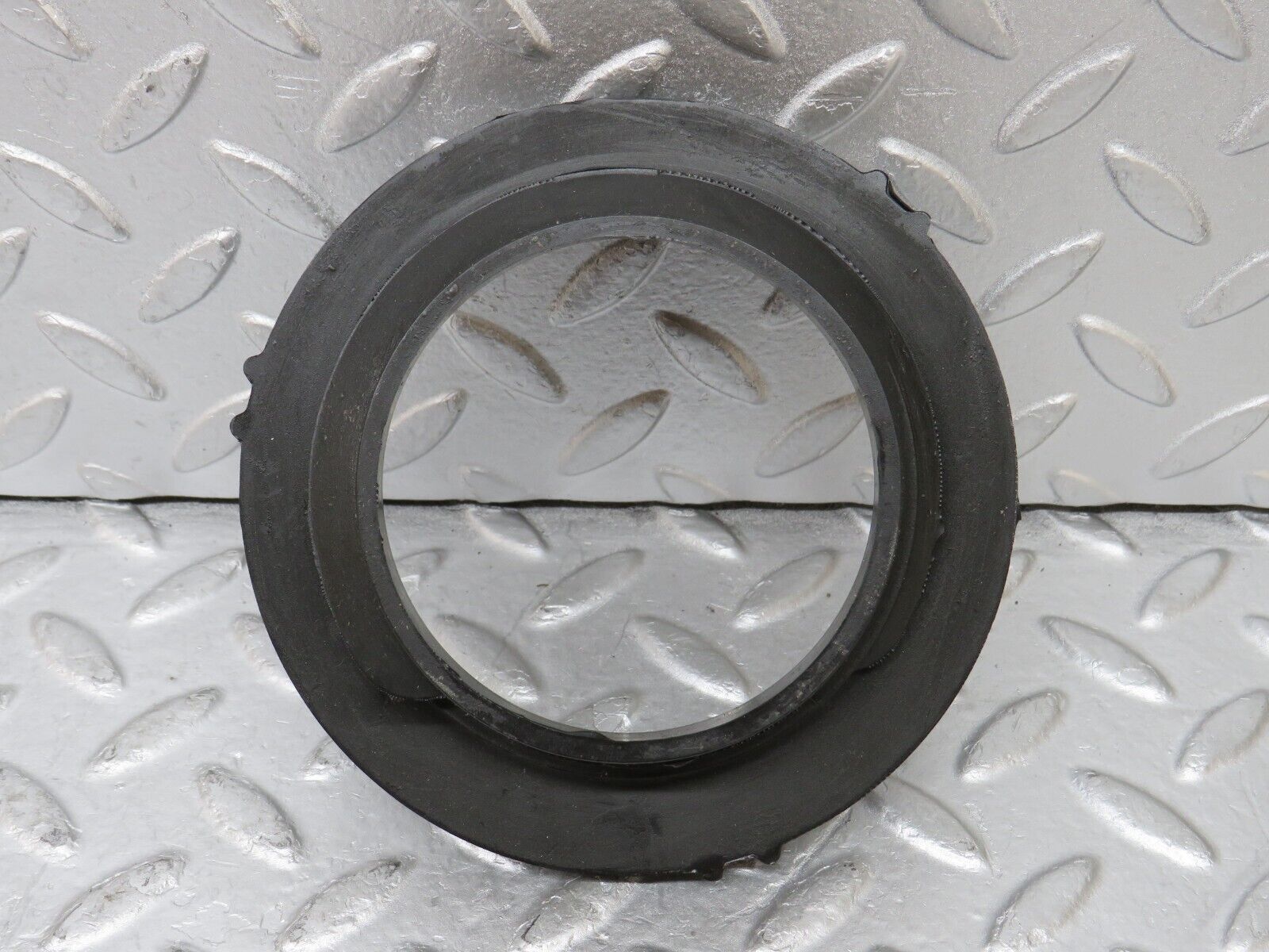 35321 Mercedes-Benz W140 Coil Spring Rubber Mounting 1403210784