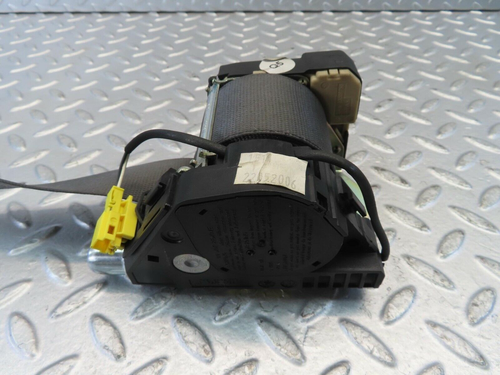 11213 Mercedes-Benz W221 S320 Rear Right Seat Belt 2218600485