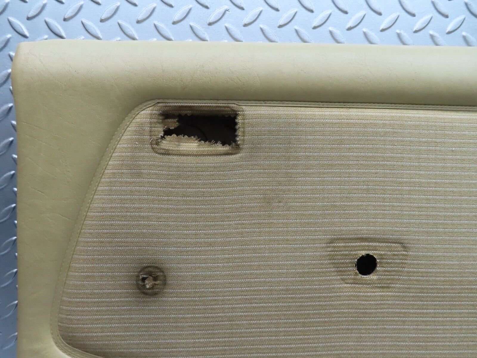 21126 Mercedes-Benz W123 230E Rear Right Door Card Beige