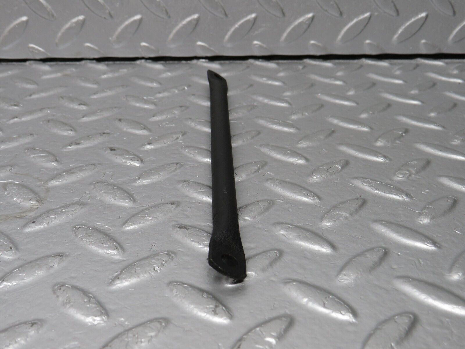 40515 Mercedes-Benz W110 230 Air Intake Manifold Support Bracket