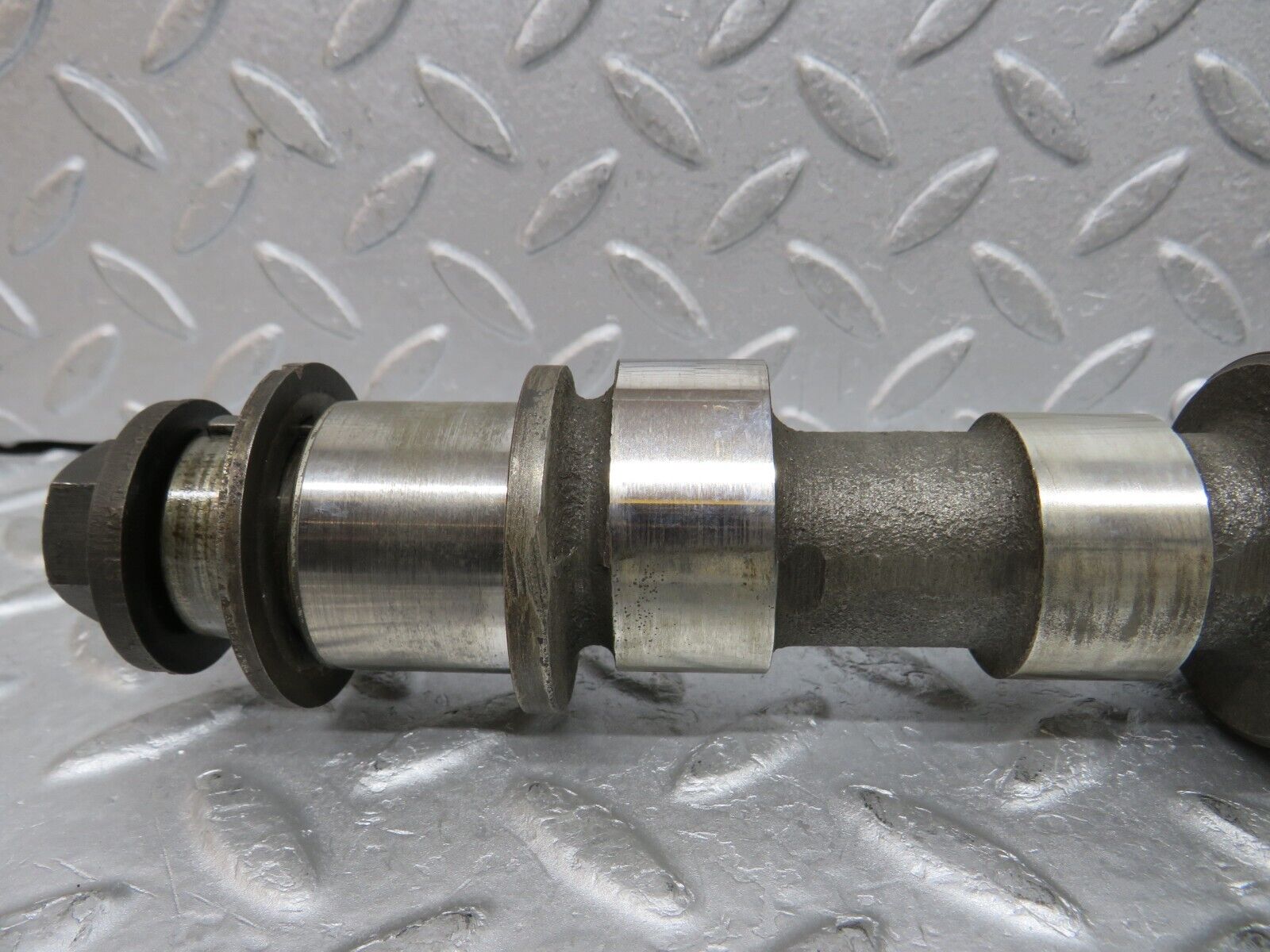 37631 Mercedes-Benz W109 300SEL Camshaft Left Side 1160513001