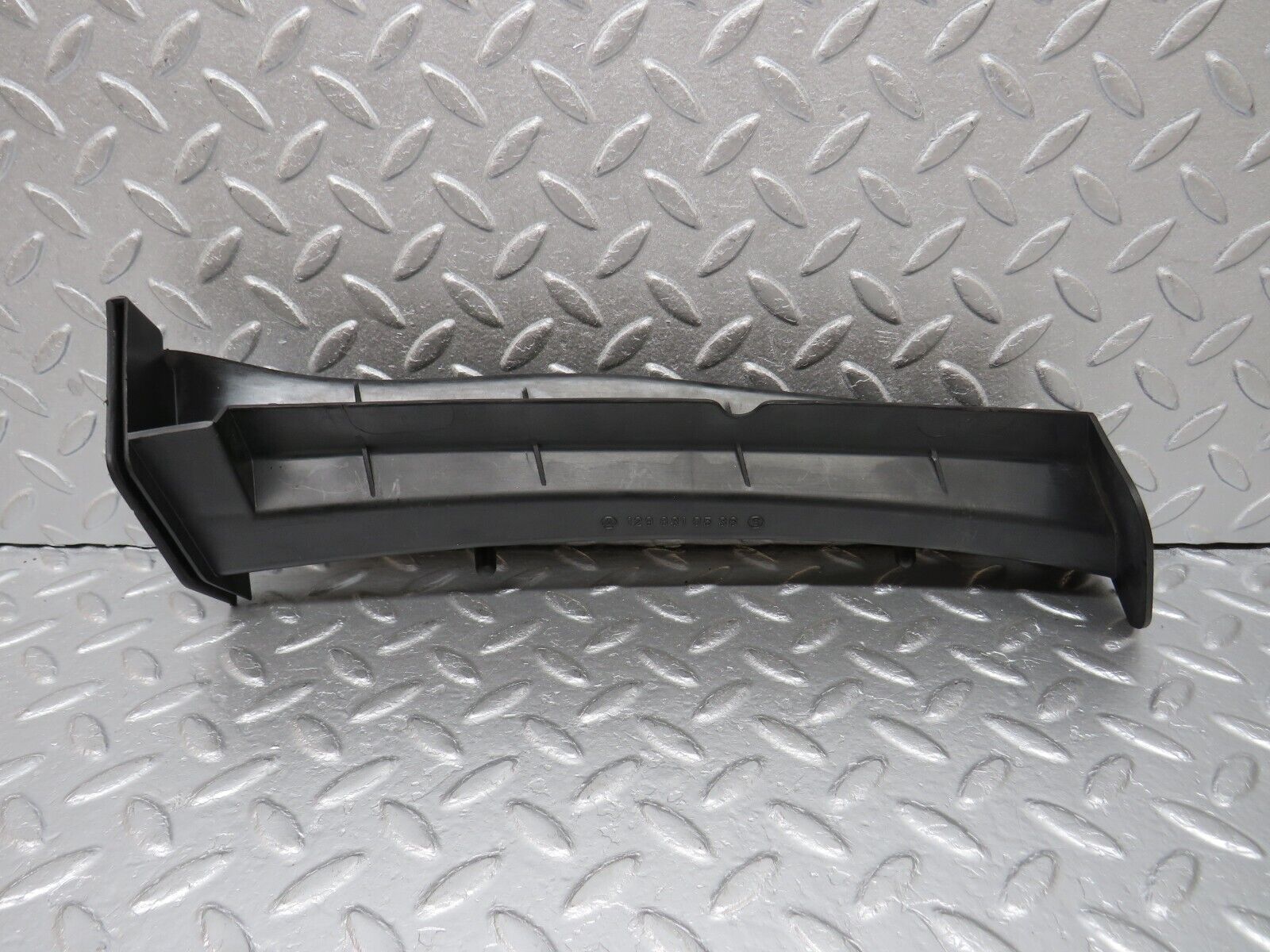 39359 Mercedes-Benz R129 320SL Coupe Windscreen Drain Channel Left 1298310536