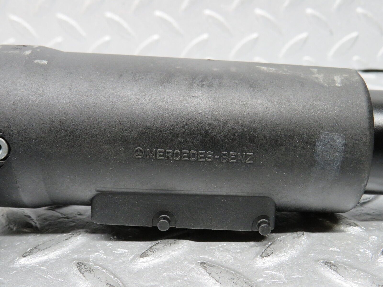 38471 Mercedes-Benz R129 280SL Coupe Steering Lock Ignition Switch With Key