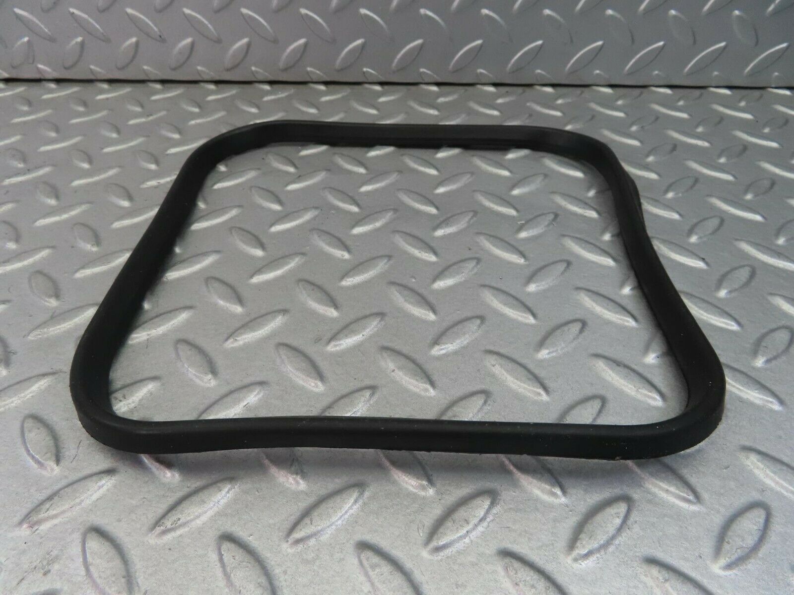 8350 Mercedes-Benz W115 Gearbox Seal Set 1155860327