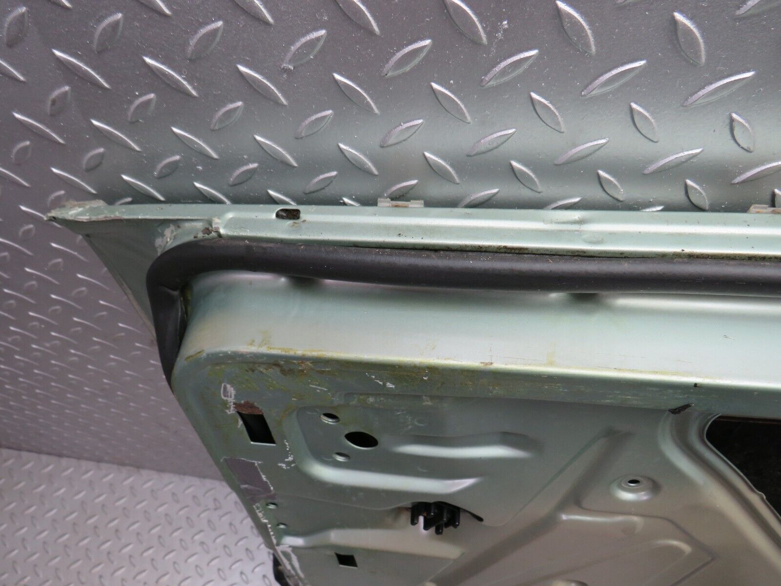 34239 Mercedes-Benz W124 260E Front Left Door