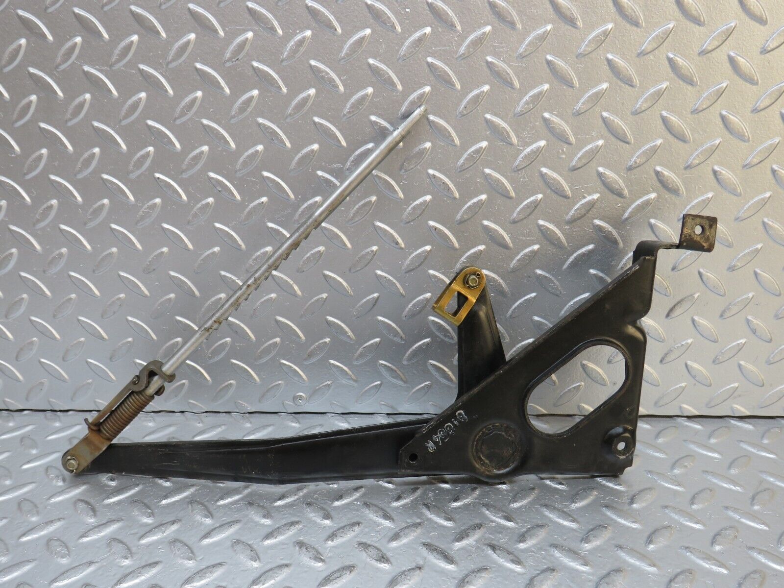 0438 Mercedes-Benz W123 230E Handbrake Handle