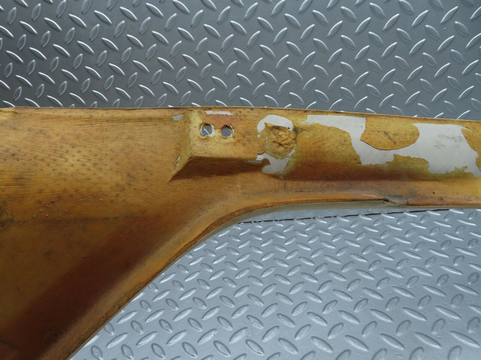 13943 Mercedes-Benz C107 280SLC C Pillar Cover Right Side Cream