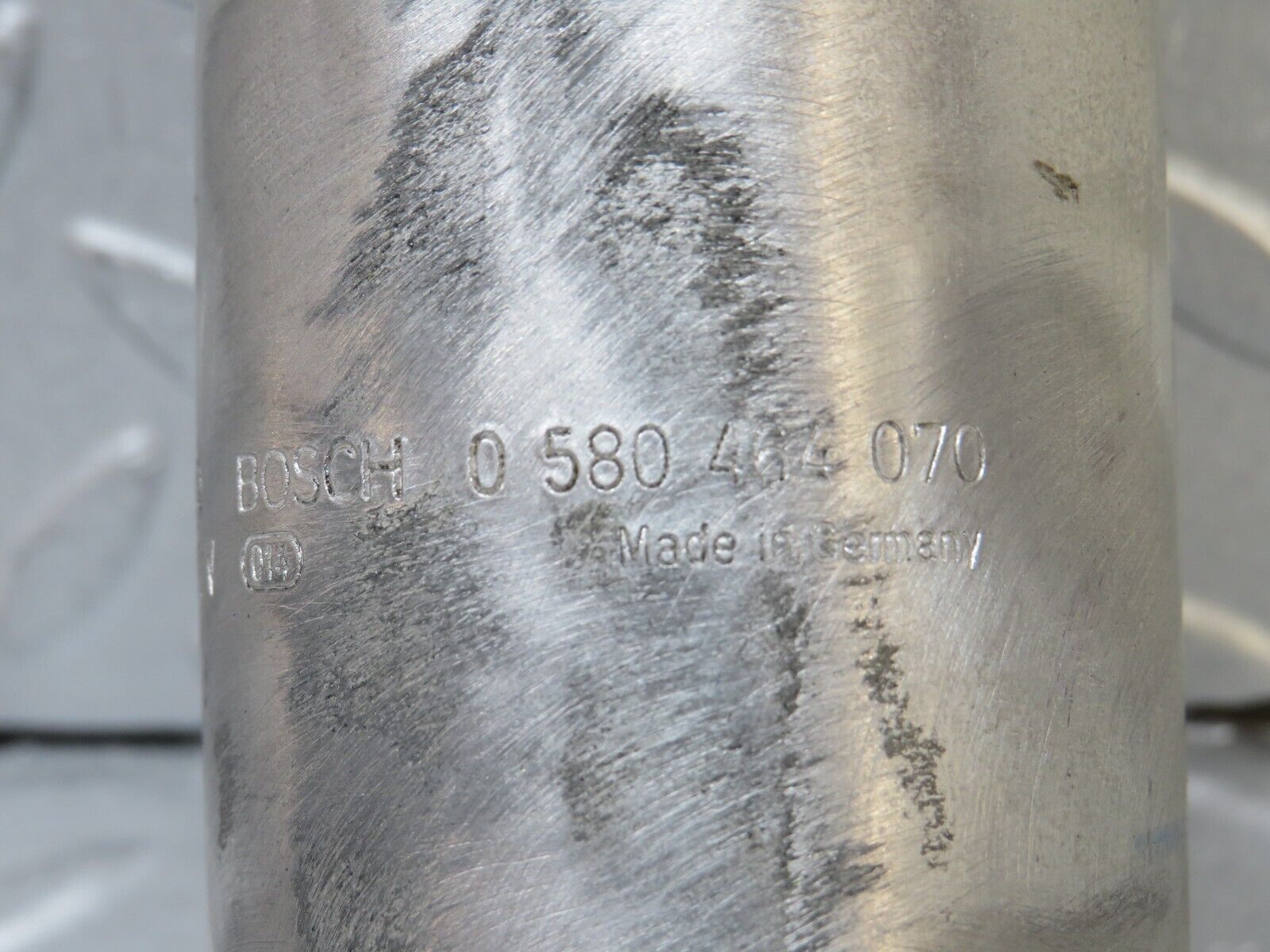 37537 Mercedes-Benz W109 300SEL Fuel Pump Bosch 0580464070