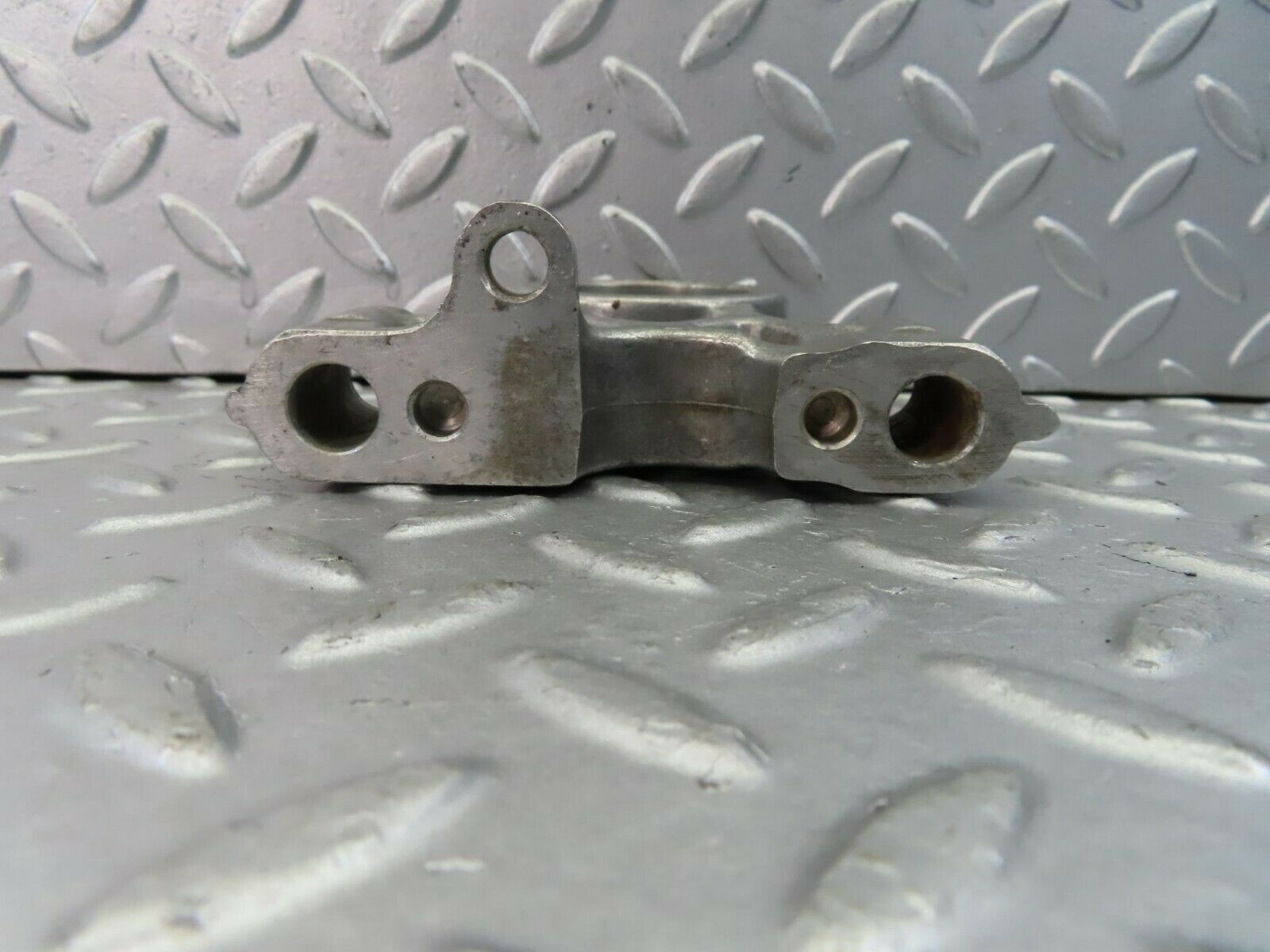 8999 Mercedes-Benz W108 Camshaft Tower Bearing 1140510916