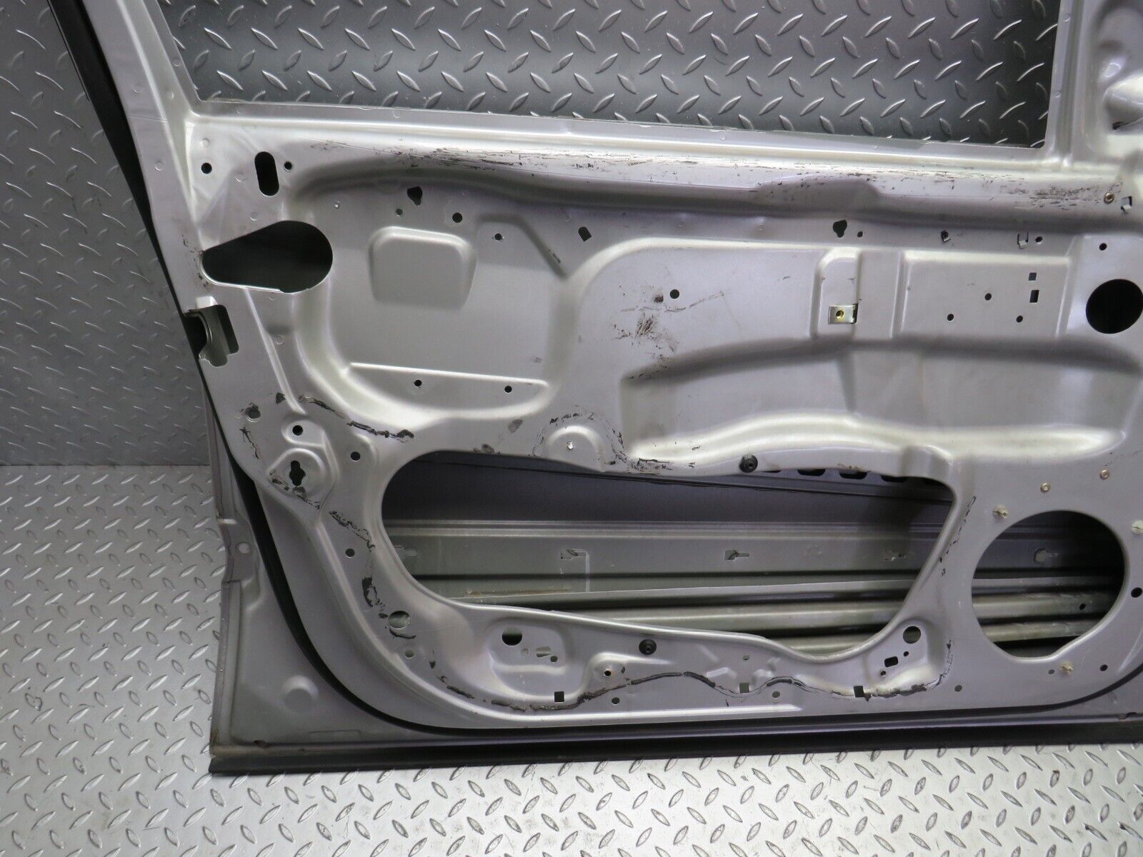 32289 Mercedes-Benz W220 S430 Front Left Door