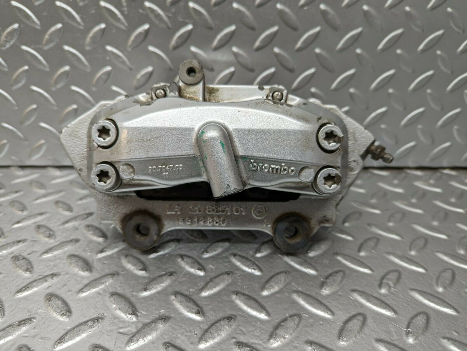 23830 Mercedes-Benz S211 E280 CDI Front Left Brake Caliper 2070470313