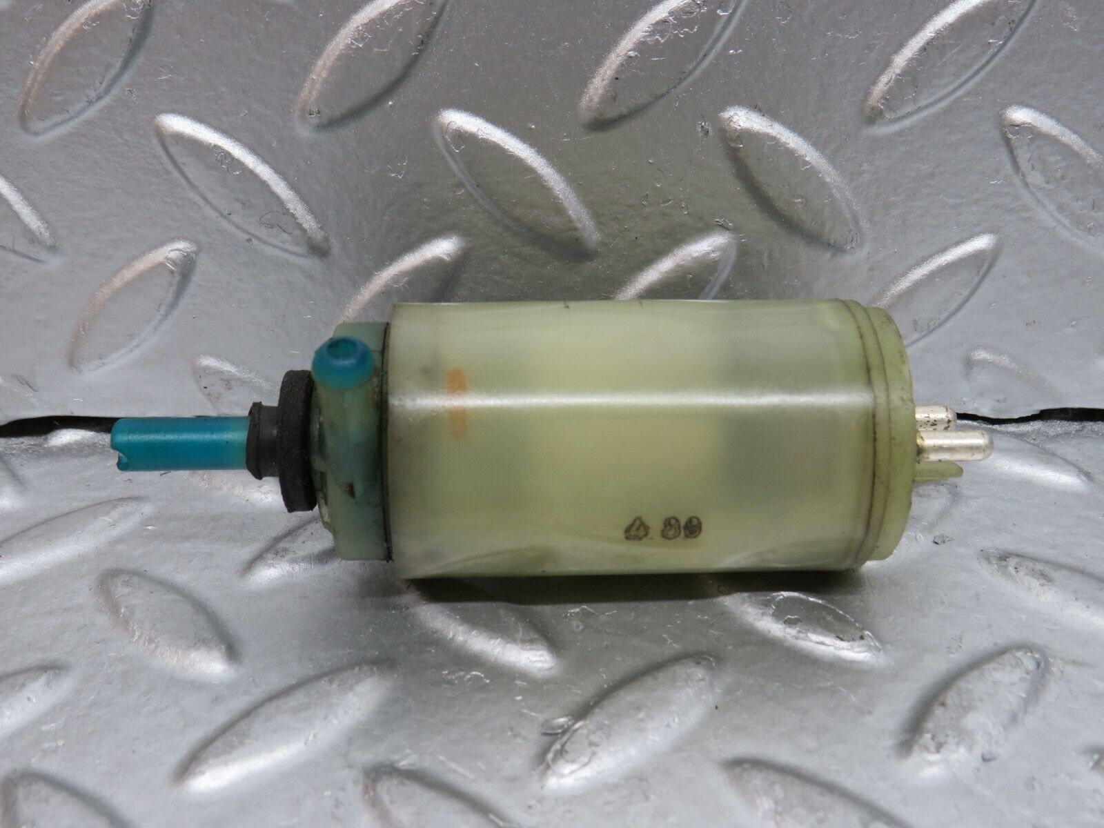 29458 Mercedes-Benz W124 230E Windscreen Washer Pump VDO 1248690321