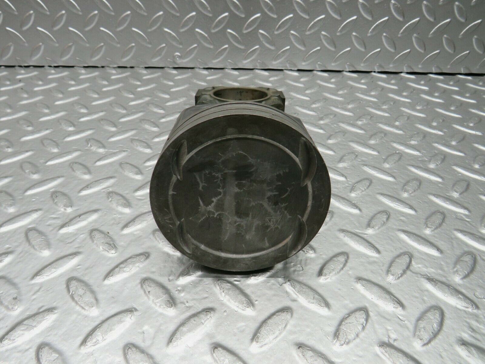 22467 Mercedes-Benz C124 E220 Coupe Piston With Connecting Rod 89.9 mm