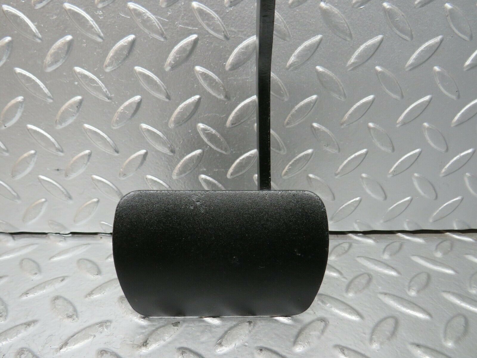 23839 Mercedes-Benz C107 450SLC Coupe Brake Pedal