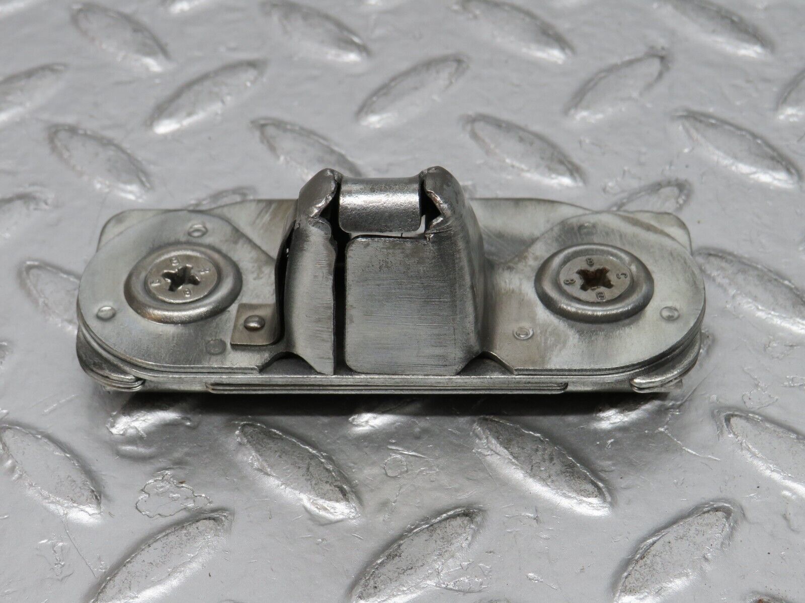 0709 Mercedes-Benz C107 350SLC Coupe Trunk Lock