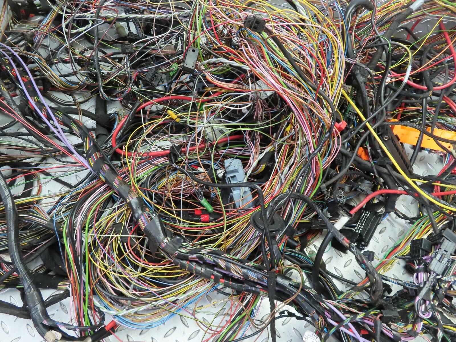 15208 Mercedes-Benz W140 S320 Engine Chassis Body Wire Wiring Harness